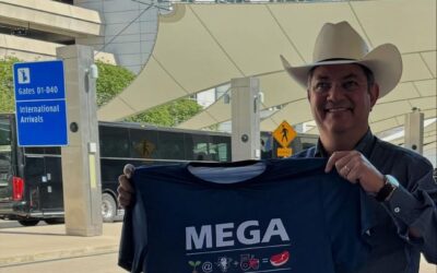 Presidente do GPB clicando com a Camiseta que dei de presente!