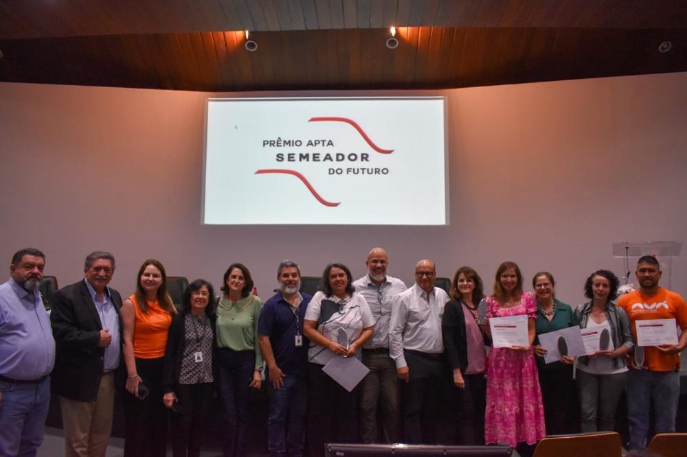 Prêmio Apta destaca impacto positivo de profissionais e instituições de pesquisa e do agronegócio